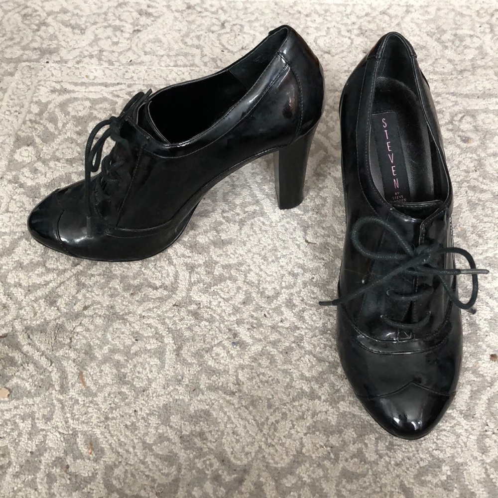 Patent leather pumps